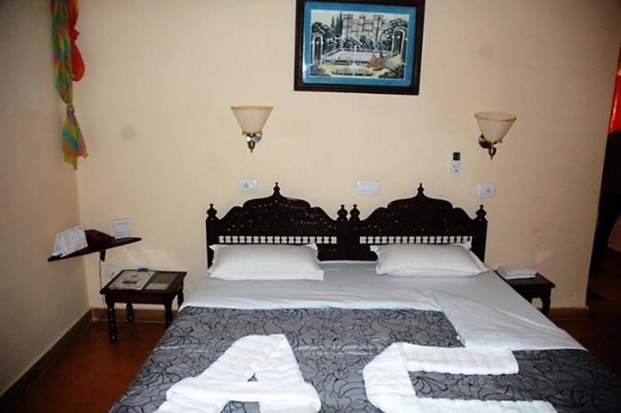 ホテルPithla Haveli ジャイサルメール 部屋 写真